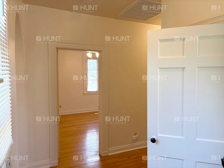 302 Inner Cir — Photo 7