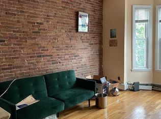 187 W 7th St #2, Boston, MA 02127
