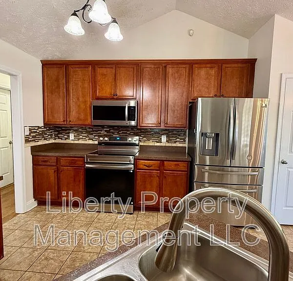 6205 Yorkie Ct — Photo 6