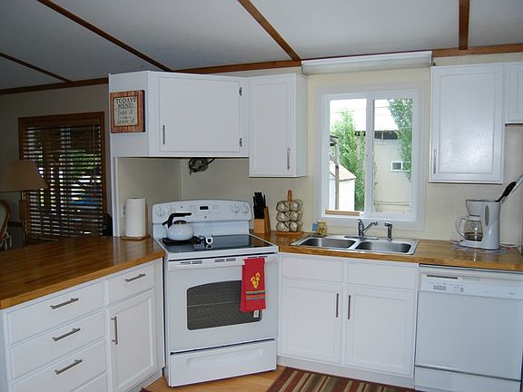 3rd image of 14567 Vradenburg St