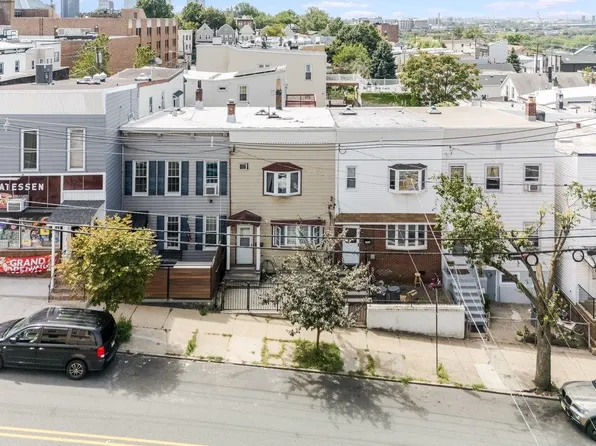 163 Lincoln Street image 25 of 27