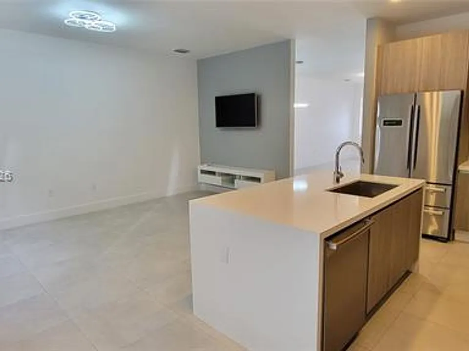 10219 NW 72nd Ter #Townhouse 10219