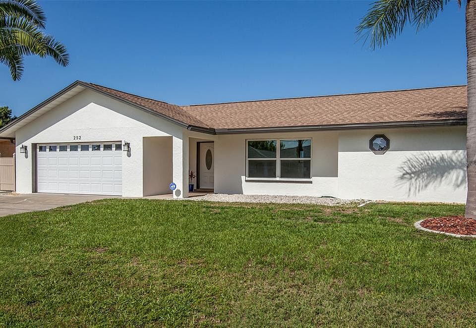 1st image of 252 E Tarpon Blvd NW