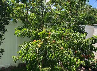 253 Duck Pond Dr, Wantagh, NY 11793