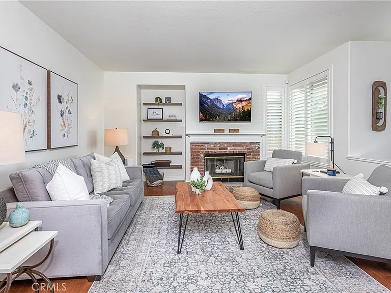 15464 Borges Dr — Photo 37