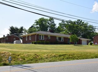 1211 Wards Ferry Rd, Lynchburg, VA 24502