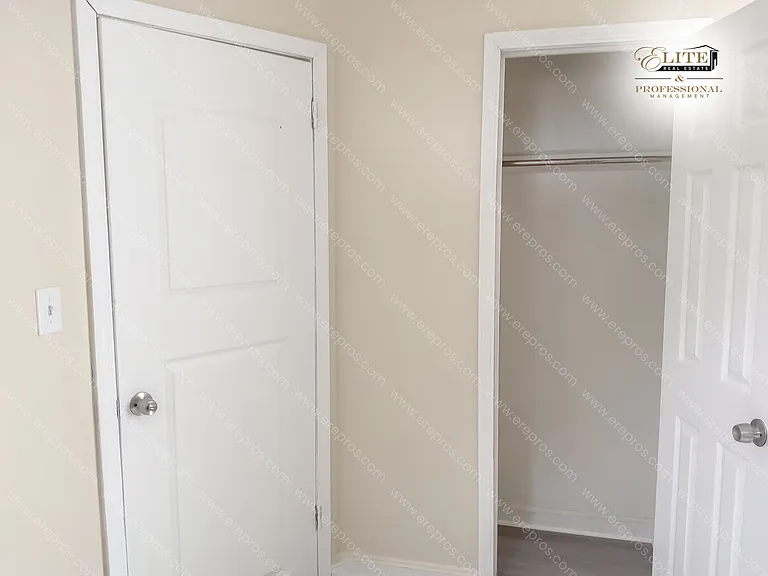 710 Huron St — Photo 10