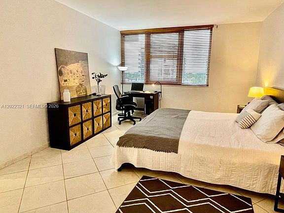 5th image of 2030 S Ocean Dr APT 801
