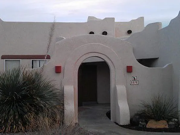 2272 Sunrise Point Rd, Las Cruces, NM 88011