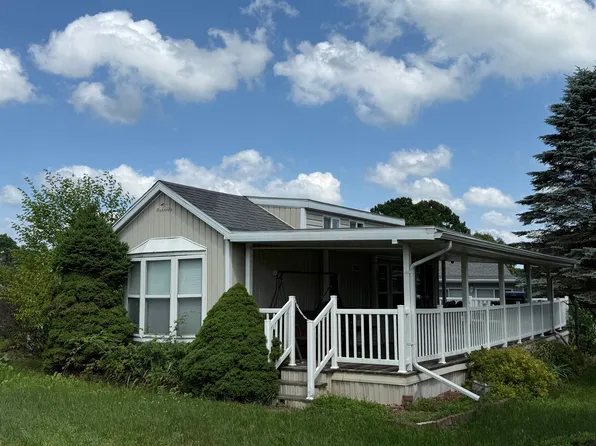 19 19th Holw, Wisconsin Dells, WI 53965
