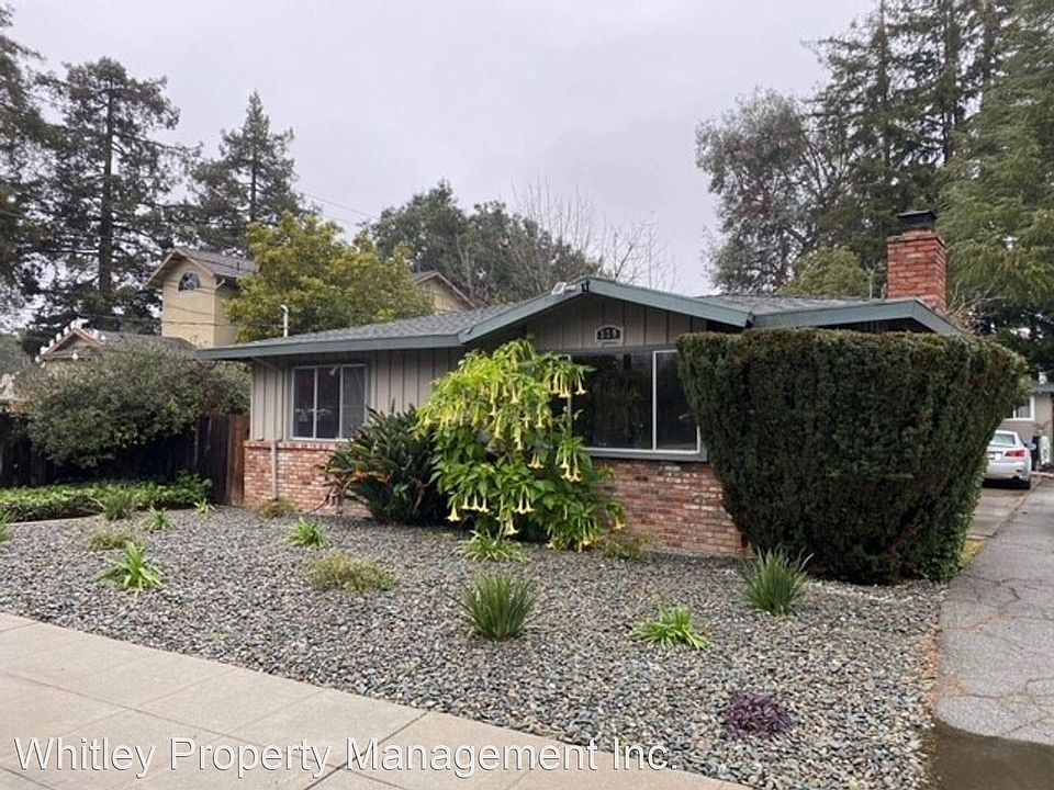 1st image of 379 Roble Ave