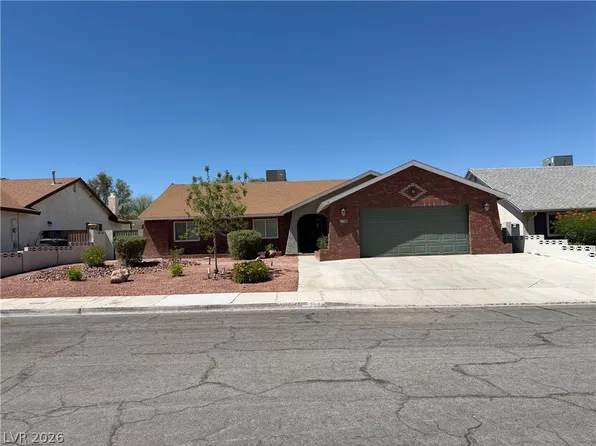 3700 Briarglen Ln, Las Vegas, NV 89108