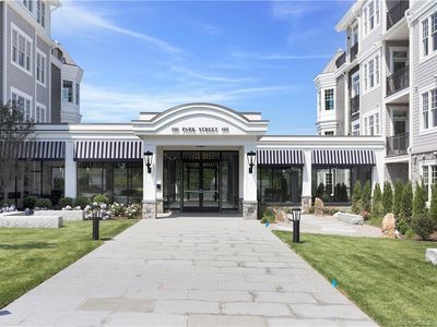 160 Park Street #302, New Canaan, CT, 06840