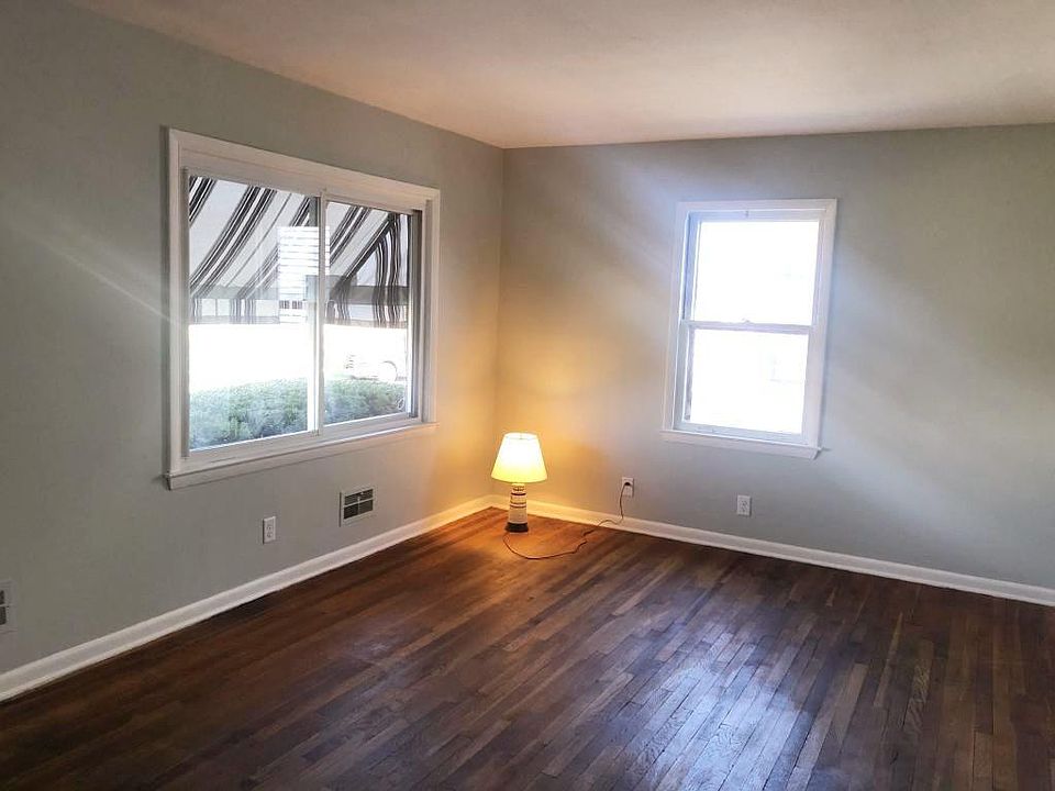 1st image of 7164 W Beckett Ave