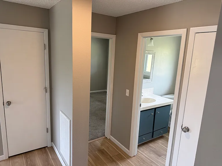 679 McKinley Ave — Photo 10