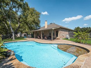 801 New York Ave, Midlothian, TX 76065