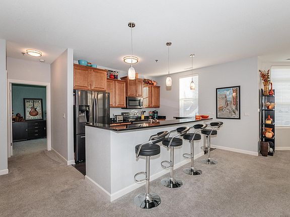 5th image of 1335 11th Ave APT 114