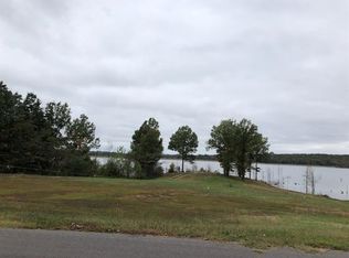 3 Tom Milligan Rd, Trenton, TN 38382