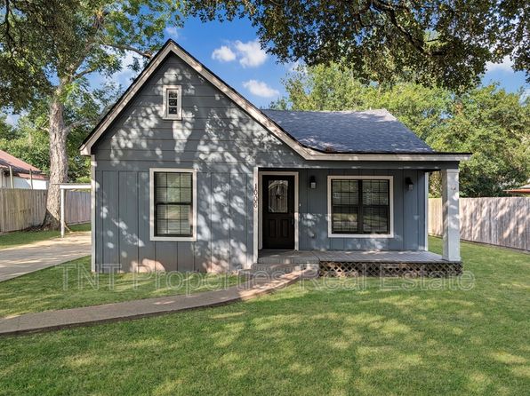 1006 Cedar St