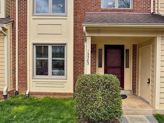 3rd image of 12502 N Lake Ct