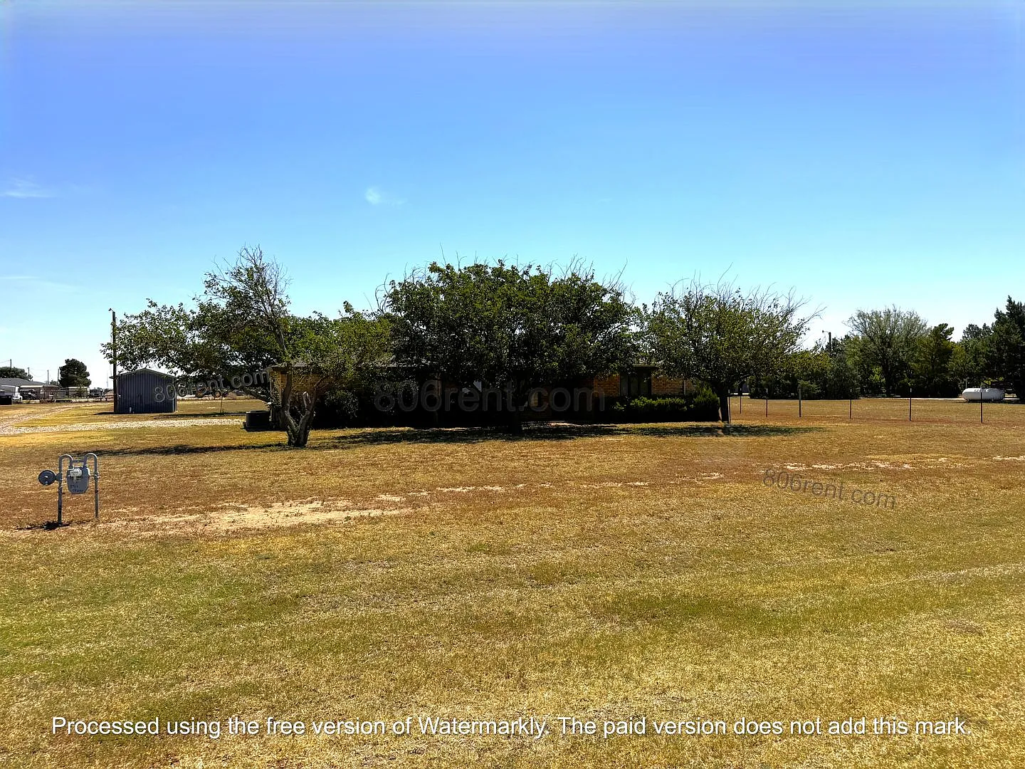 Charming 2/1.5/1 on 1.7ac — Photo 2