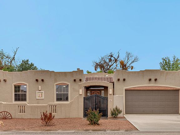 2nd image of 1072 Los Moros Dr