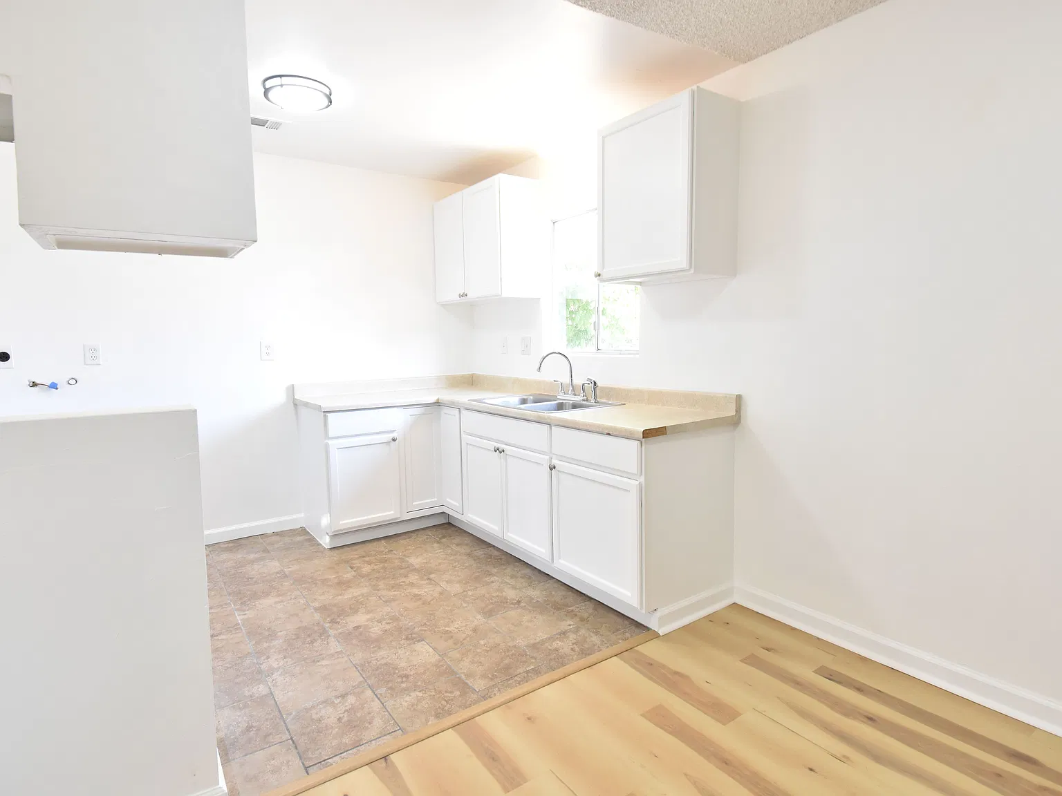 3 bed, 1450 sqft, $2,795 — Photo 4