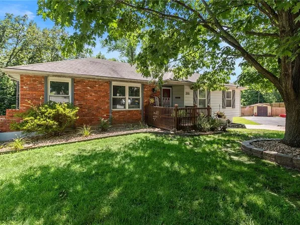 311 Gaines Rd, Excelsior Springs, MO 64024