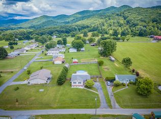 223 Hamilton Rd, Elizabethton, TN 37643