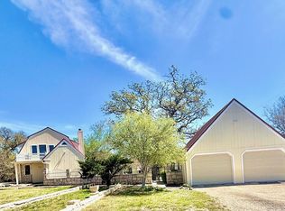 125 Catalina Ct, Kerrville, TX 78028
