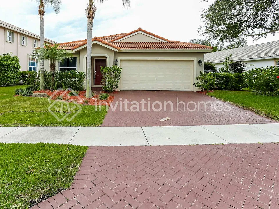 5067 NW 122nd Ave