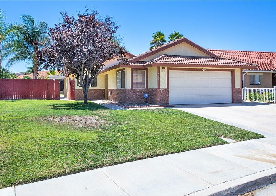 1st image of 4067 Paul Dr