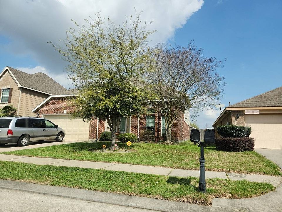 2nd image of 15735 Cominsky Dr