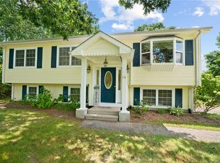 24 Quannacut Rd, Westerly, RI 02891