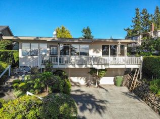1949 Day Island Blvd W, University Place, WA 98466