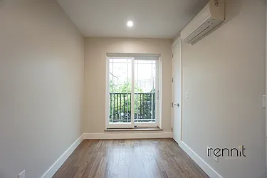 Rented by Rennit Inc.