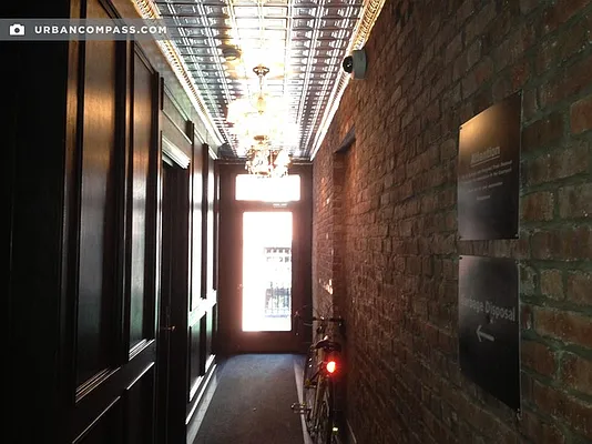 Rented by Compass | media 45