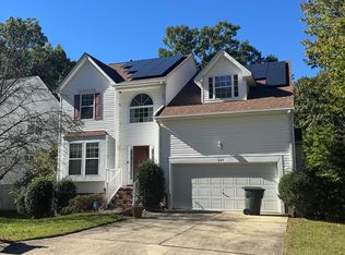 223 Southlake Pl, Newport News, VA
