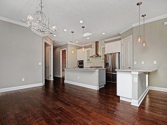 3rd image of 309 S Gomez Ave #1