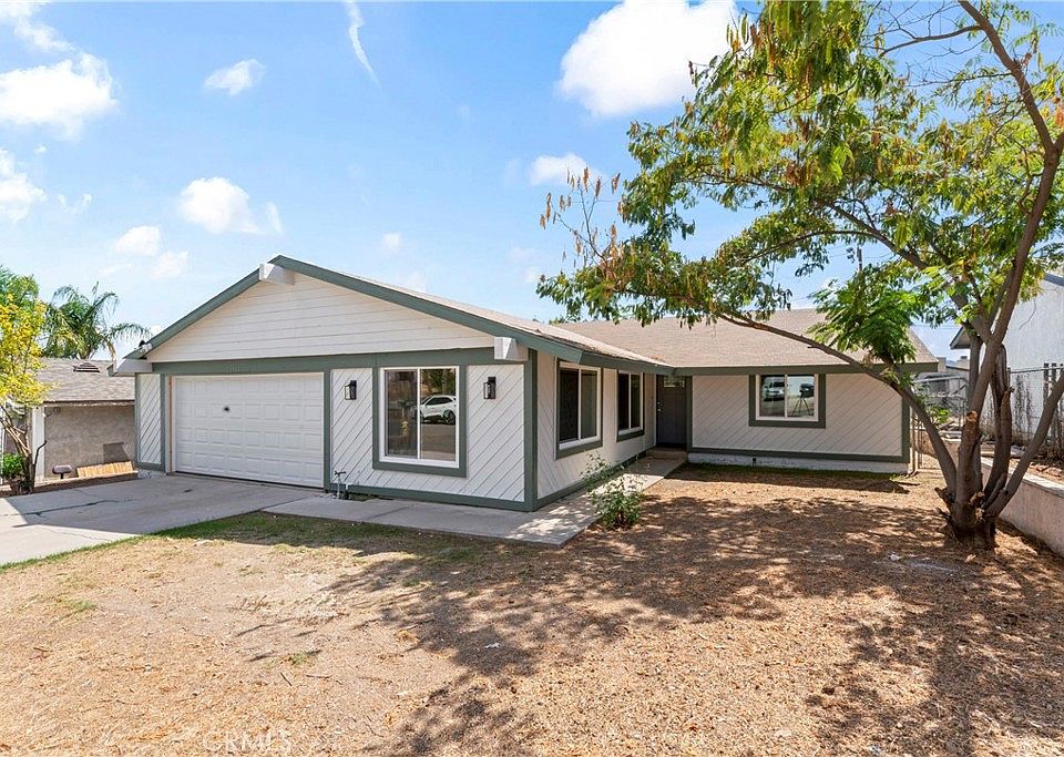 1st image of 23561 Casa Bonita Ave