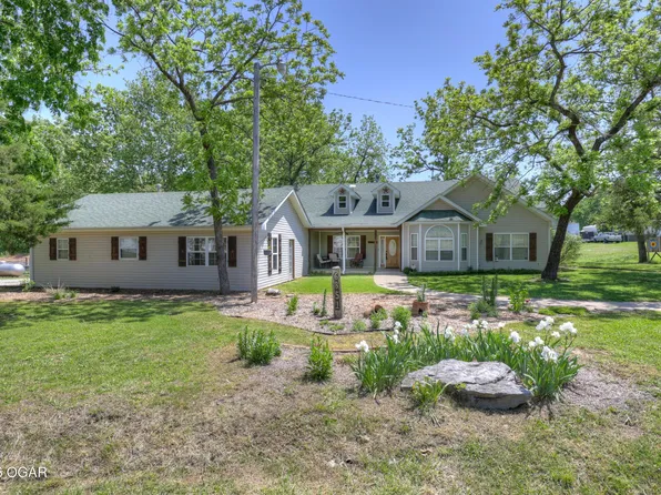 6851 Dutch Elm Dr, Joplin, MO 64804