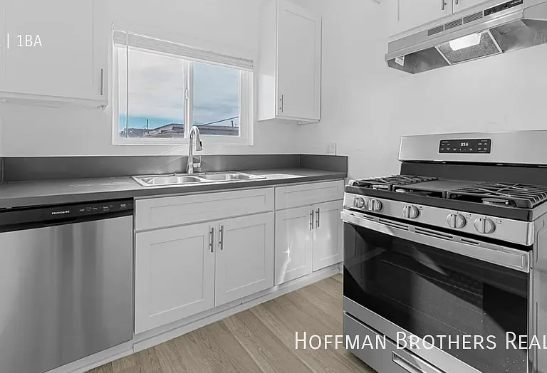 600 N Soto St #207 — Photo 1