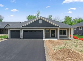 1954 Woods Point, Waconia, MN 55387