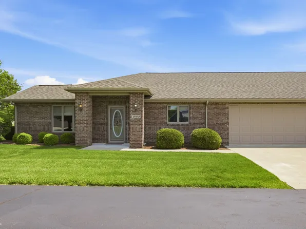 2002 S Patriot Dr, Yorktown, IN 47396