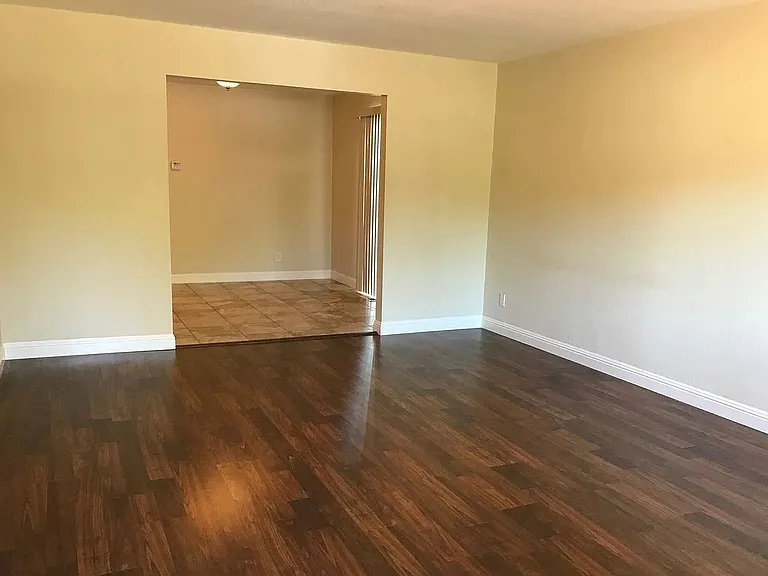 528 Joaquin Dr #528 — Photo 2