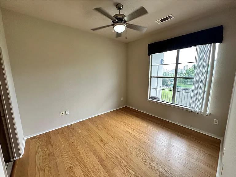 1441 East St #315 — Photo 10