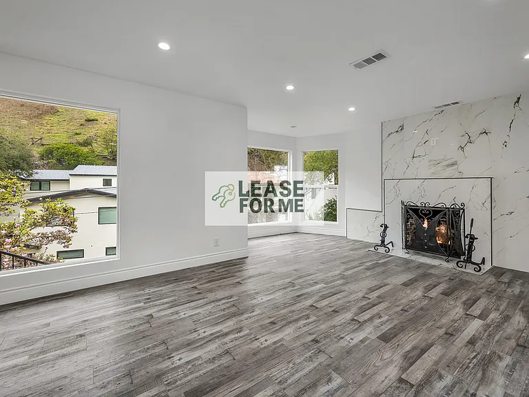 9848 Portola Dr — Photo 45