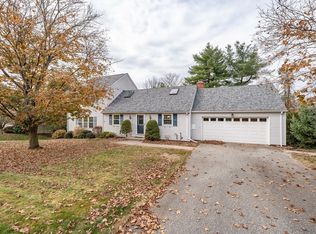 52 Colony Dr, East Longmeadow, MA 01028