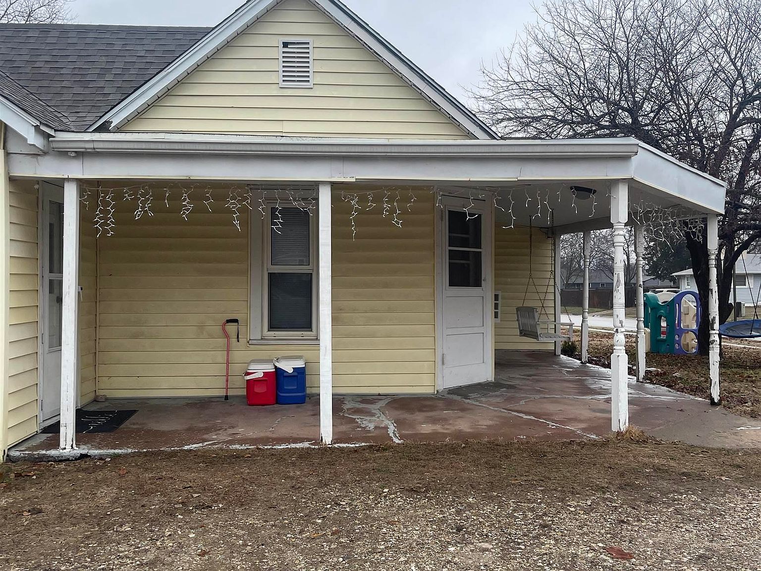 237 E 7th St, Alma, KS 66401 Zillow