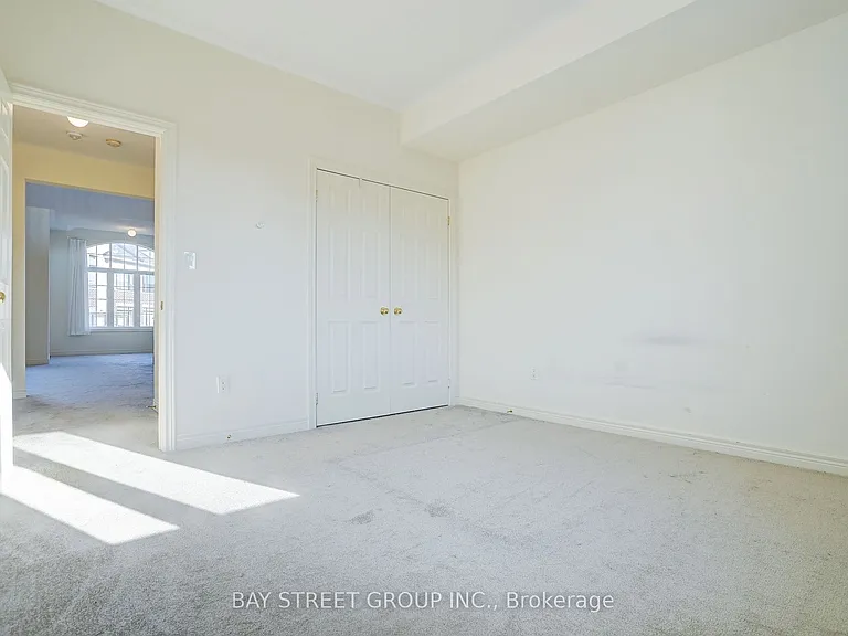 100 Ness Dr — Photo 32